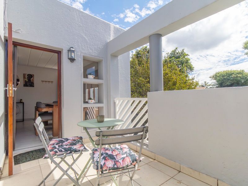 2 Bedroom, 1 bathroom  Furnished  Apartment To Rent in Sandown - Photo 7
