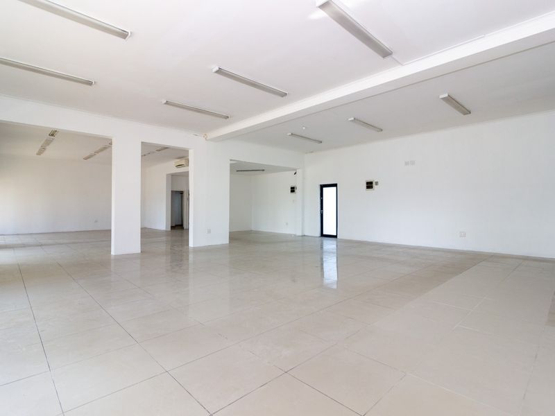 Prime Corner Retail Unit to Let in Walmer | 125 sqm - Photo 4