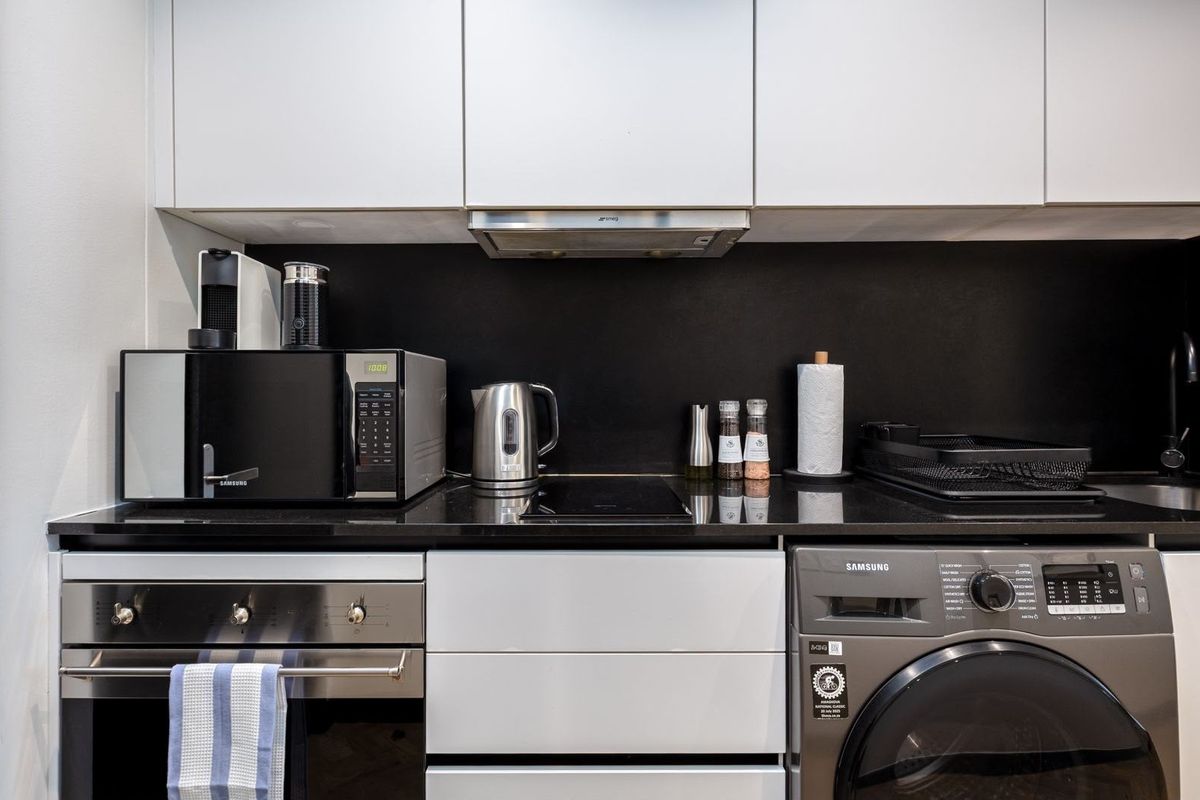 Sophisticated Studio Living at The Onyx | Cape Town Foreshore - Photo 2