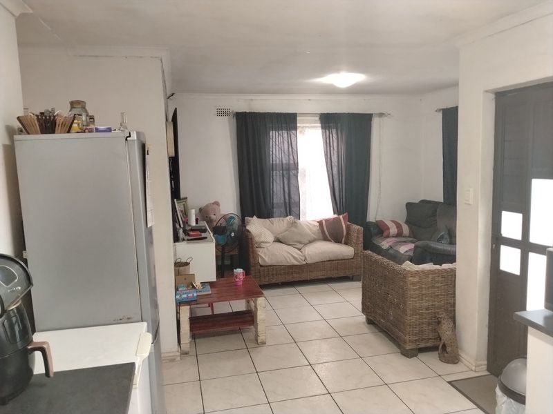 House For Sale in Heather Park - Photo 7