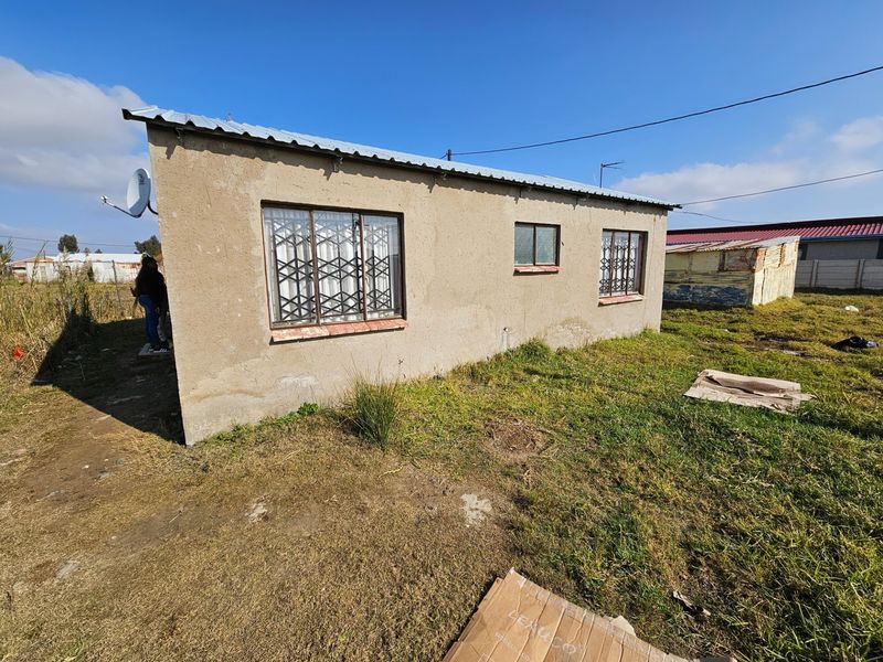 Standard House for Sale in Hani Park - Photo 2