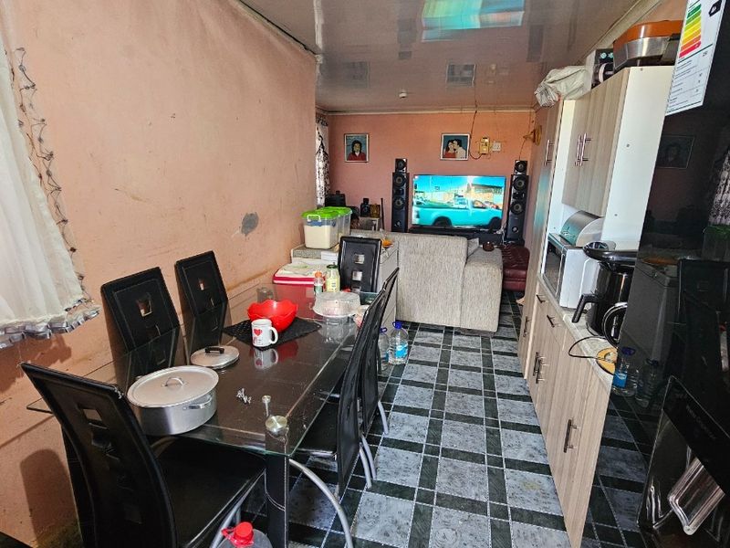 Standard House for Sale in Hani Park - Photo 3