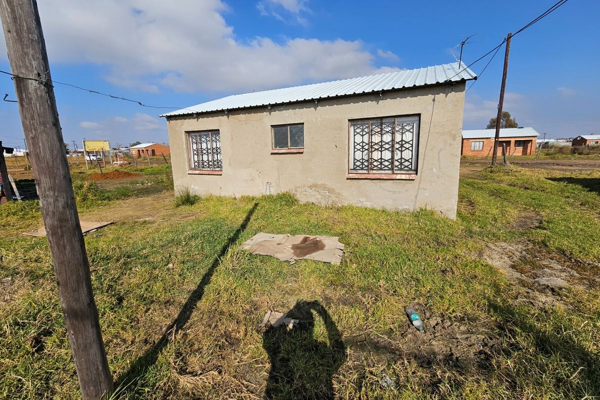 Standard House for Sale in Hani Park - Photo 5