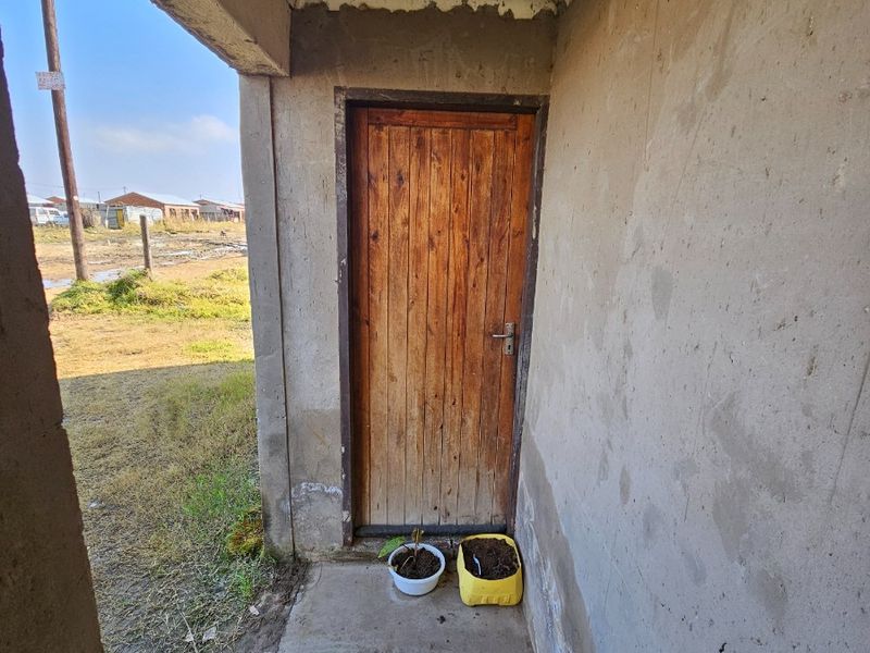Standard House for Sale in Hani Park - Photo 7