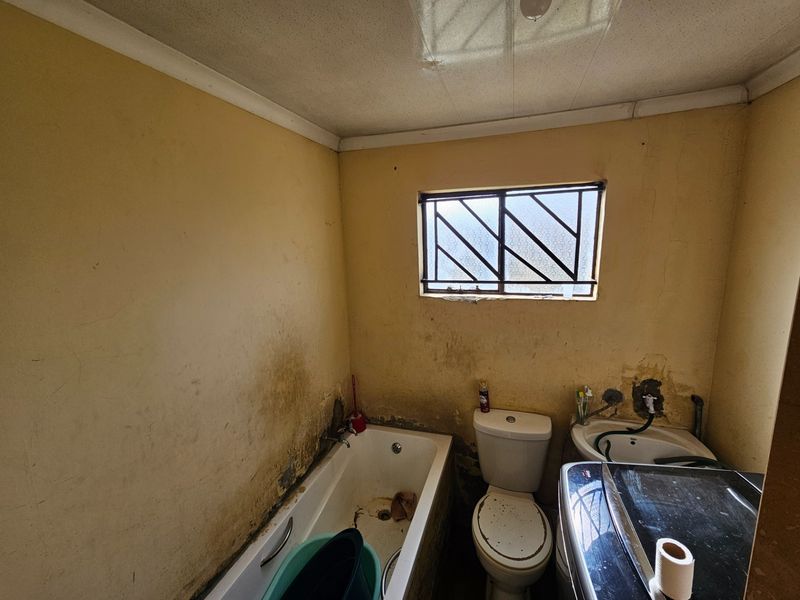 Standard House for Sale in Hani Park - Photo 6