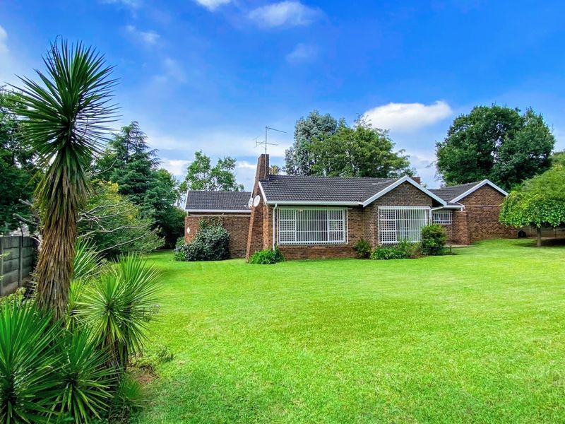 House For Sale in Van Riebeeck Park, Kempton Park - Photo 3