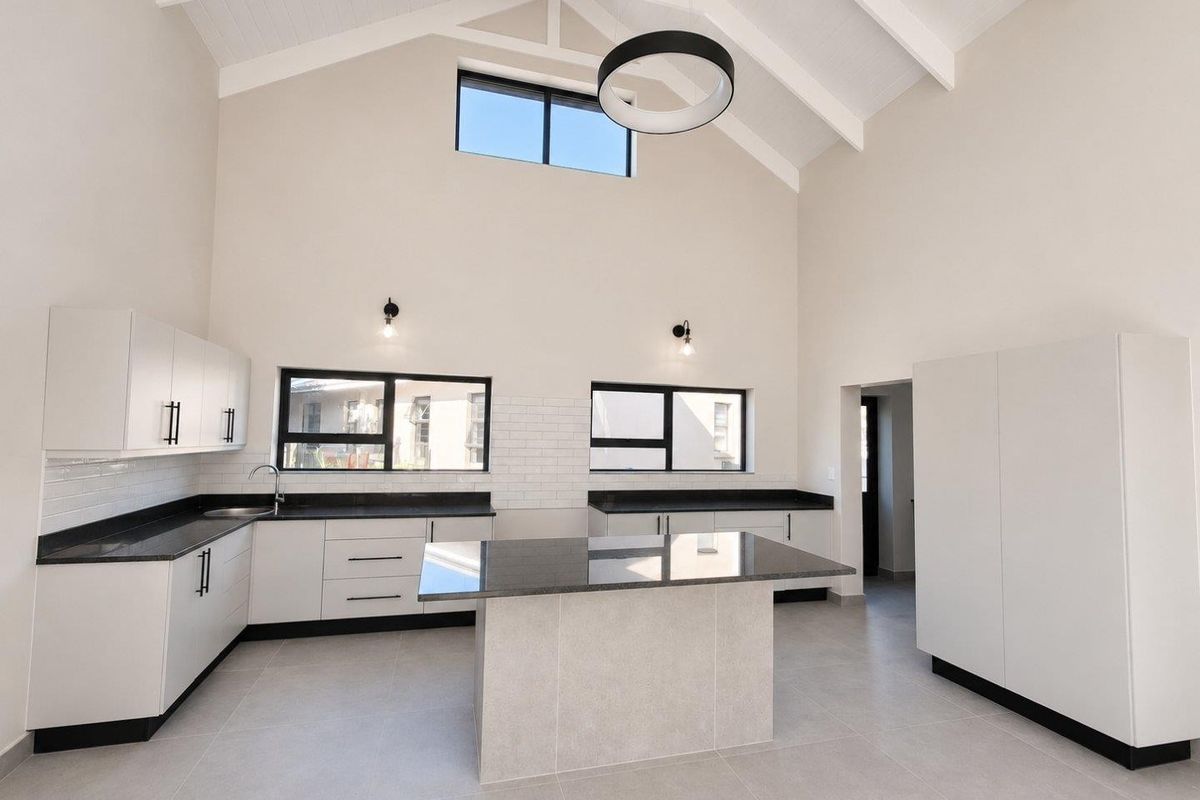 House For Sale in Stilbaai Wes, Stilbaai - Photo 3