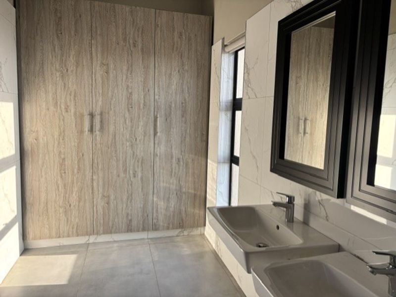 Apartment To Rent in Durban North, KwaZulu Natal - Photo 8
