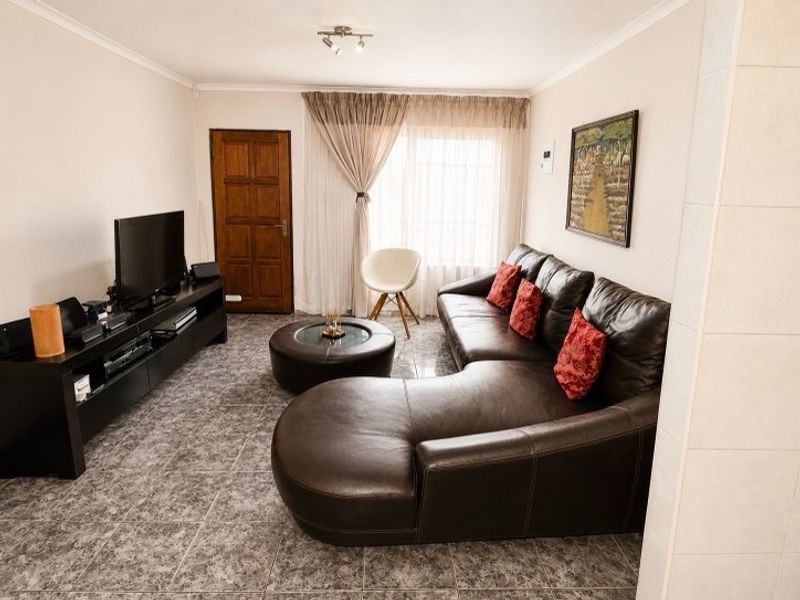 House For Sale in Protea Glen, Soweto - Photo 10