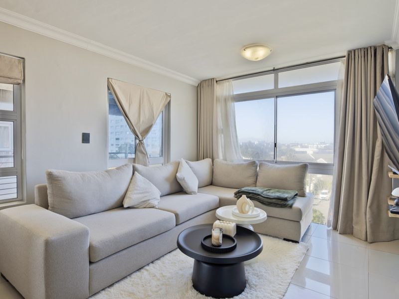 Two-Bedroom Apartment. Walking Distance to Blouberg Beach - Photo 2