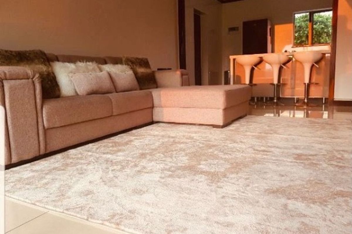 Modern 2-Bedroom, 2-Bathroom Apartment in a Secure Lifestyle Estate - Photo 3