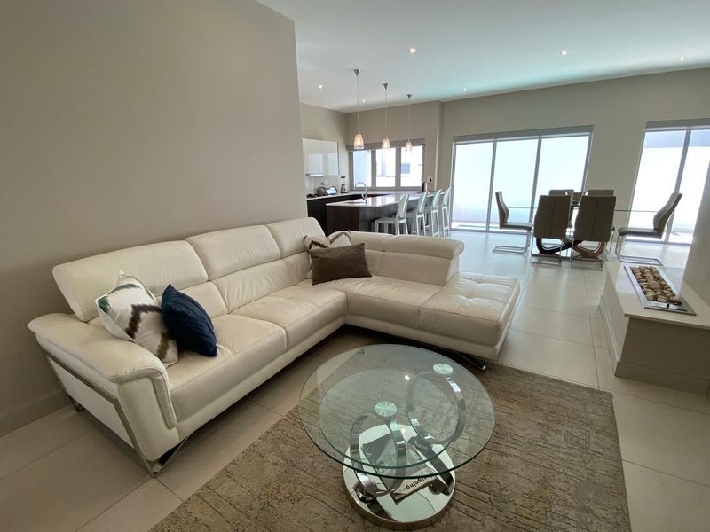 Fully Furnished 4bedroom To Rent in Bryanston with Staff quarters - Photo 3