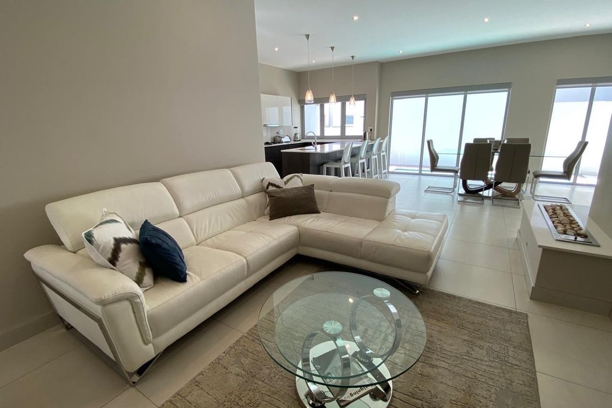 Fully Furnished 4bedroom To Rent in Bryanston with Staff quarters - Photo 3