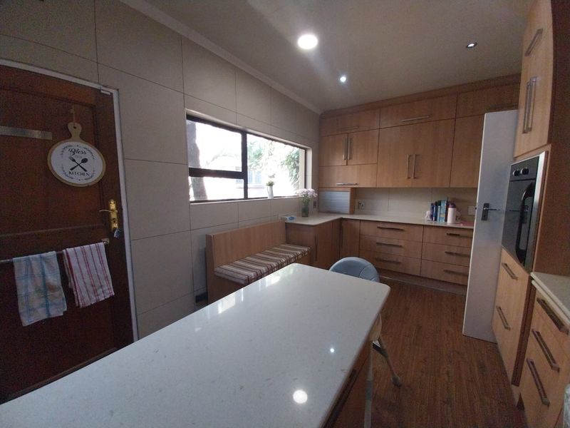 House For Sale in Glen Marais, Kempton Park - Photo 9