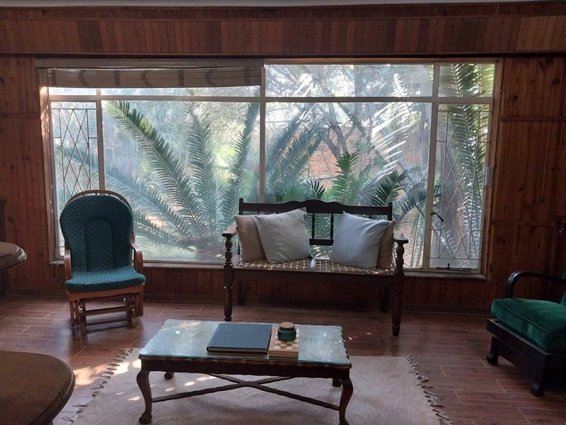 House For Sale in Glen Marais, Kempton Park - Photo 3