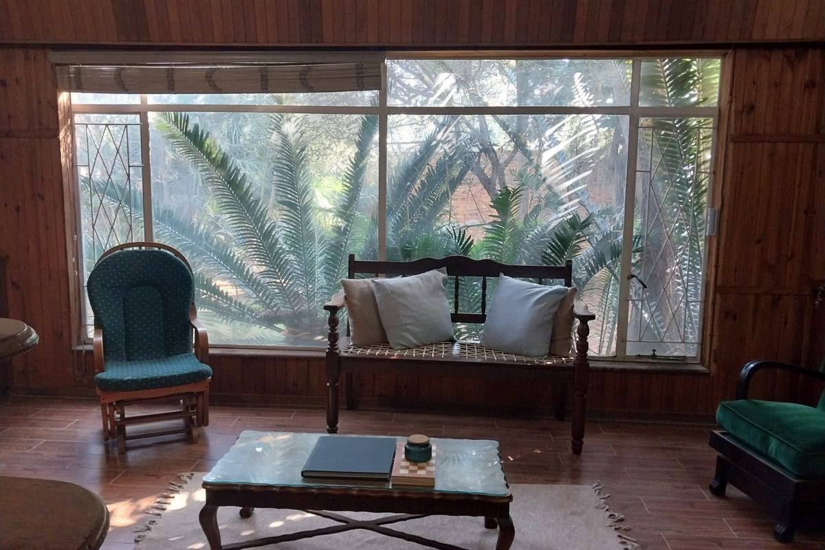 House For Sale in Glen Marais, Kempton Park - Photo 3