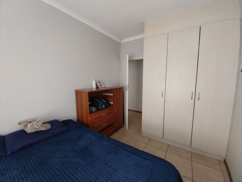 Townhouse For Sale in Glen Marais, Kempton Park - Photo 9