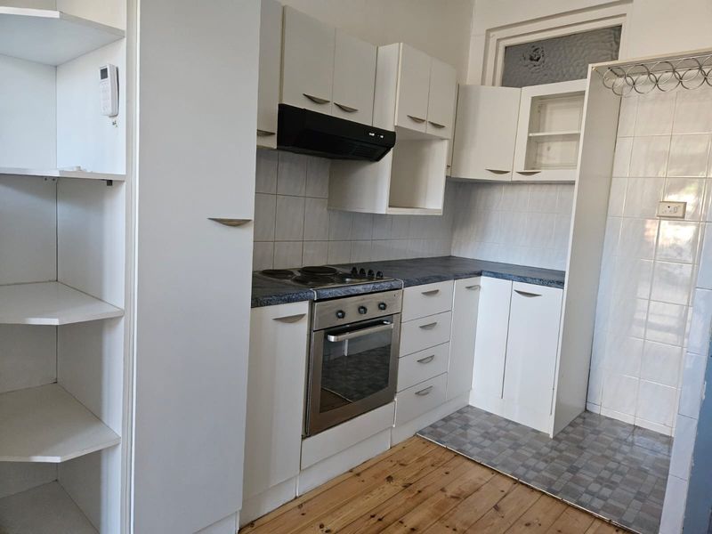 Three Bedroom Apartment To Rent in Glenwood, Durban, KwaZulu Natal - Photo 10