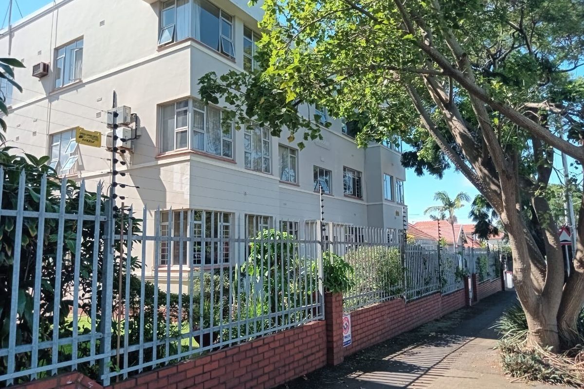 Three Bedroom Apartment To Rent in Glenwood, Durban, KwaZulu Natal - Photo 4