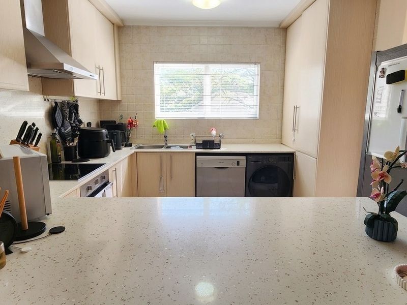 Apartment For Sale in Mount Edgecombe, KwaZulu Natal - Photo 6