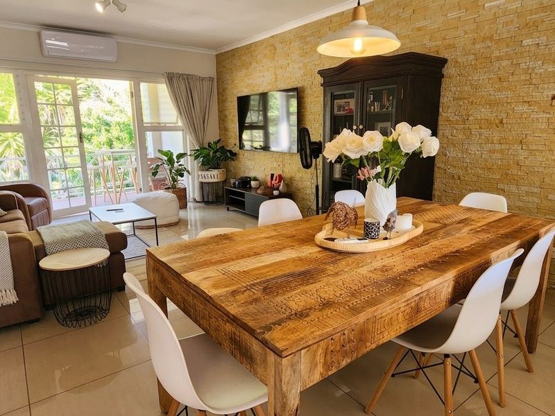 Apartment For Sale in Mount Edgecombe, KwaZulu Natal - Photo 2
