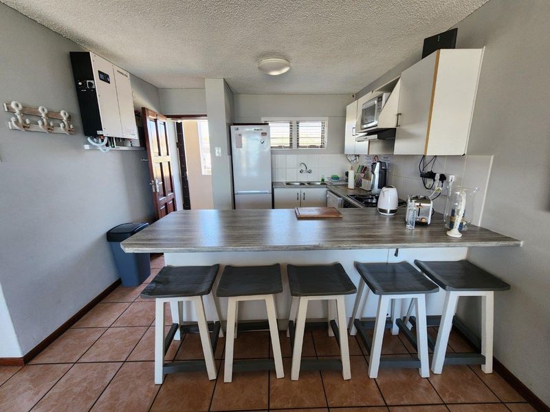 Apartment For Sale in Diaz Beach, Mossel Bay - Photo 10