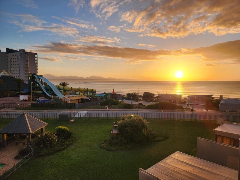 Apartment For Sale in Diaz Beach, Mossel Bay - Photo 1