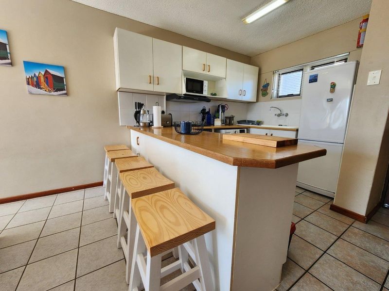 Apartment For Sale in Diaz Beach, Mossel Bay - Photo 9