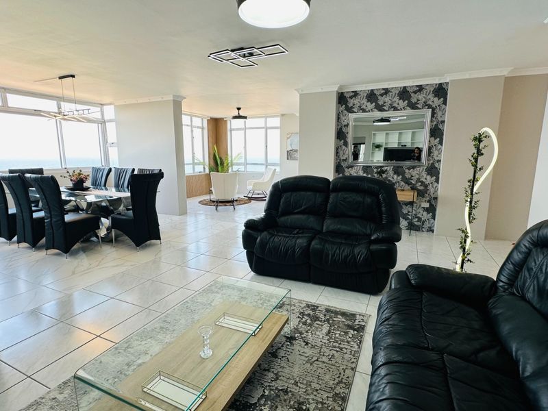 Luxury Furnished 3-Bedroom Apartment To Rent in Umhlanga Rocks! - Photo 6