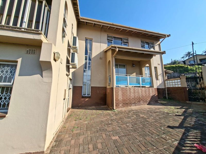 House For Sale in Reservoir Hills, Durban, KwaZulu Natal - Photo 1