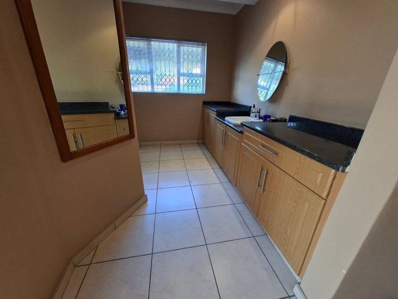 House For Sale in Reservoir Hills, Durban, KwaZulu Natal - Photo 9
