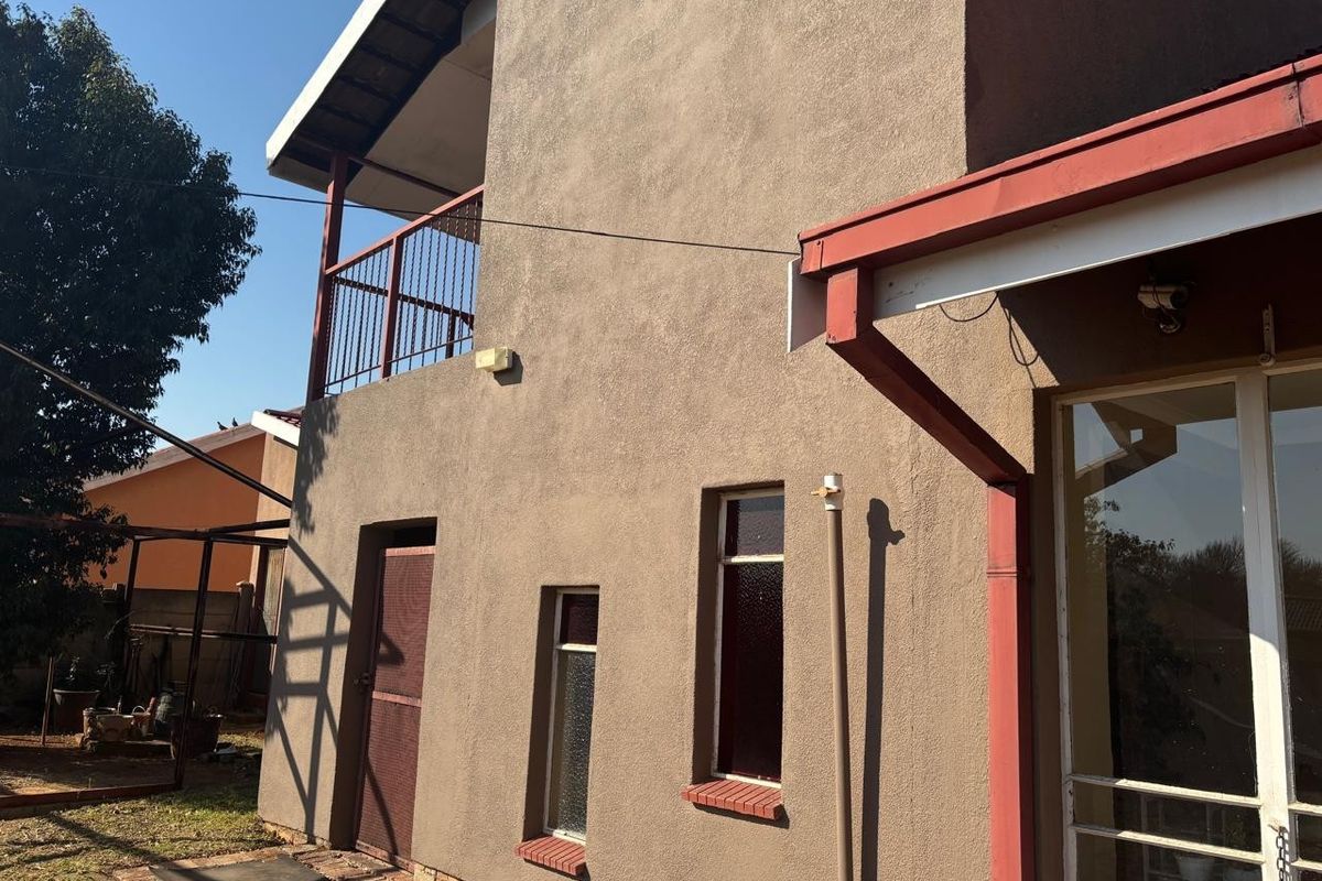 House For Sale in Vaalpark, Sasolburg - Photo 4