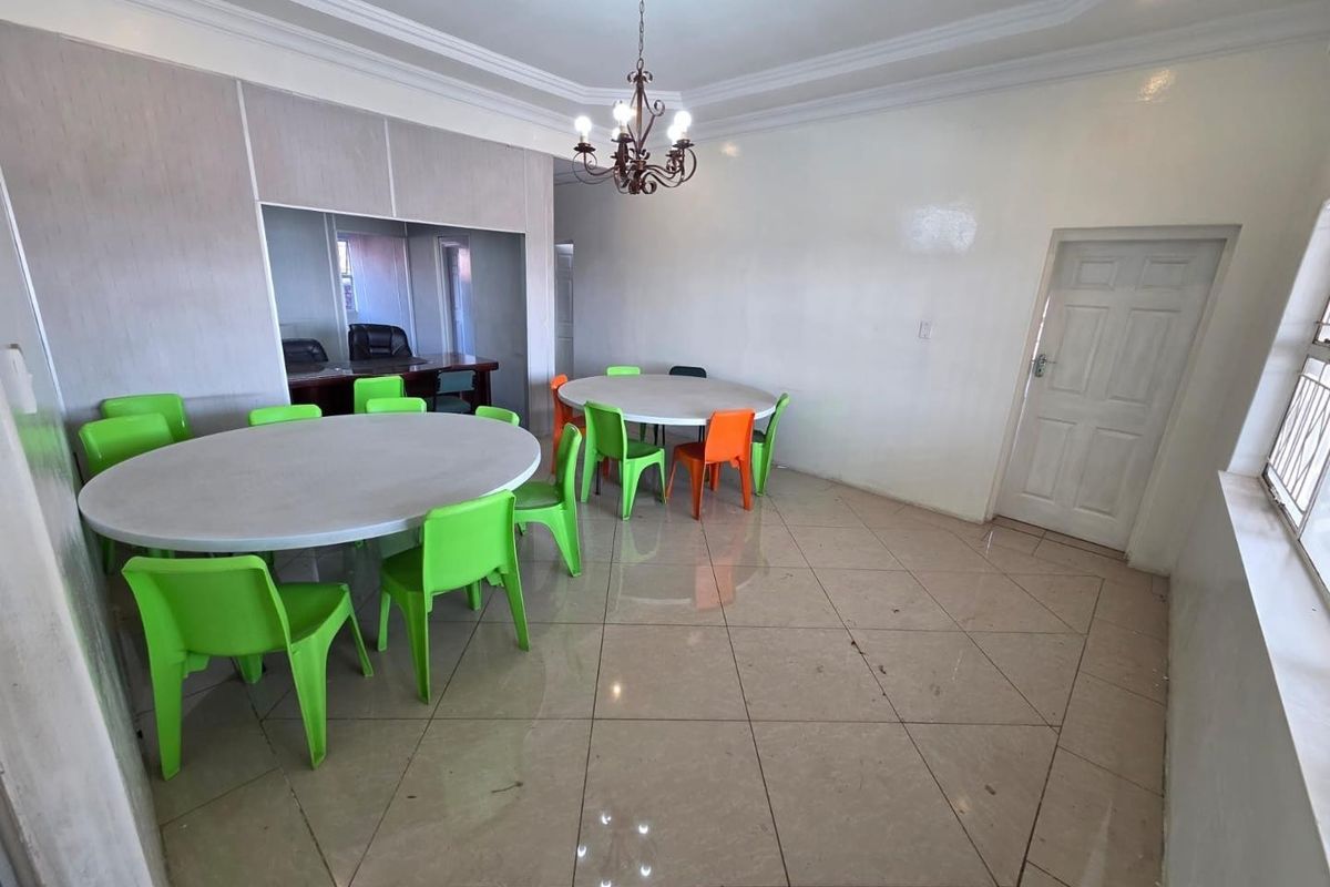 Commercial Property To Let in Middelburg Central, Middelburg - Photo 3