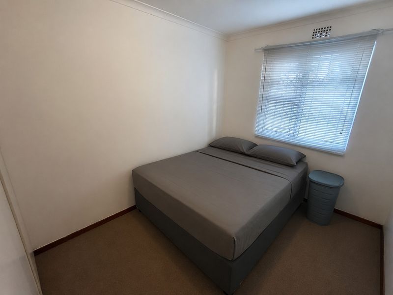 Two Bedroom House with Spacious Yard and Garage - Photo 8