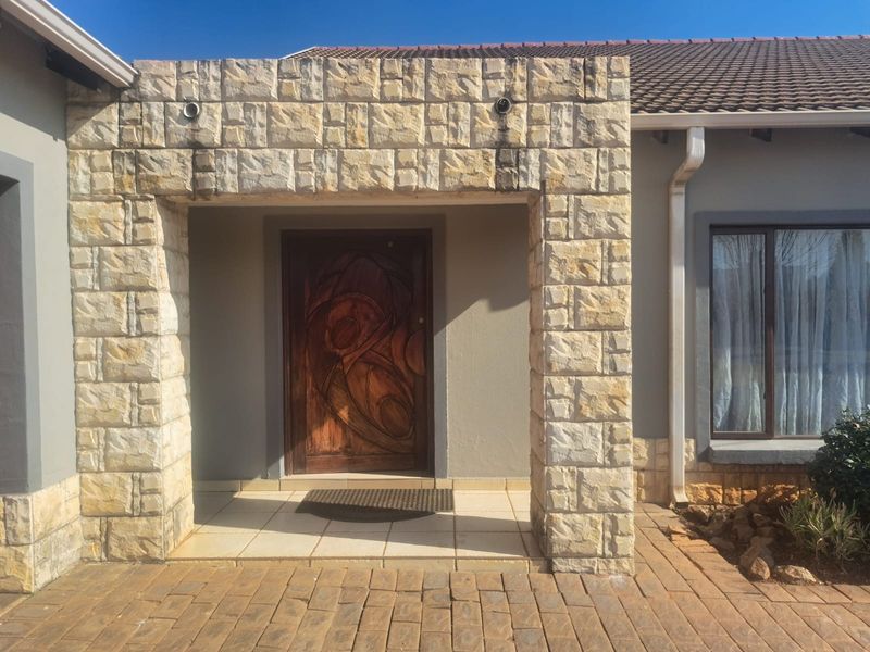 House For Sale in Henley On Klip, Meyerton - Photo 5