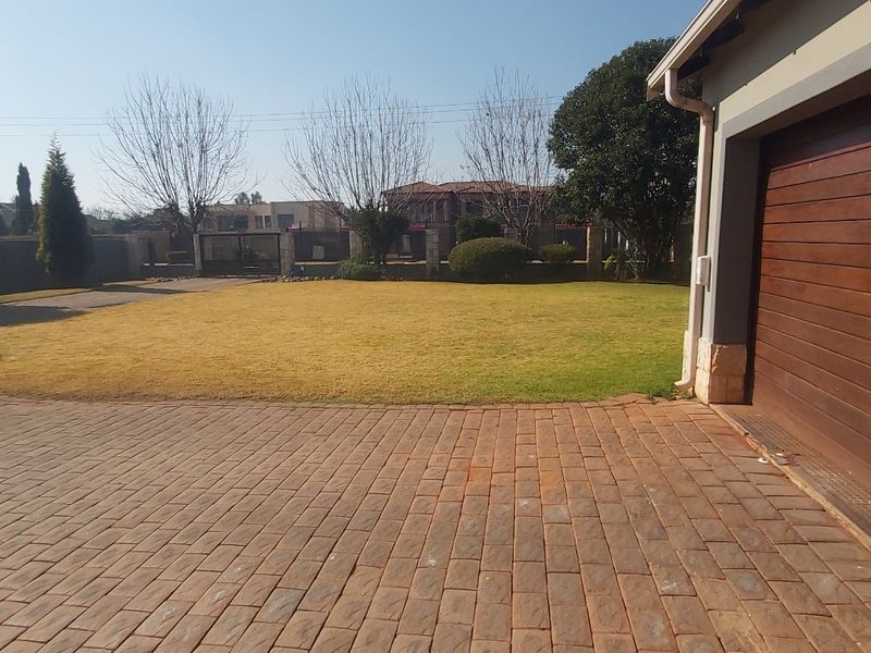 House For Sale in Henley On Klip, Meyerton - Photo 4