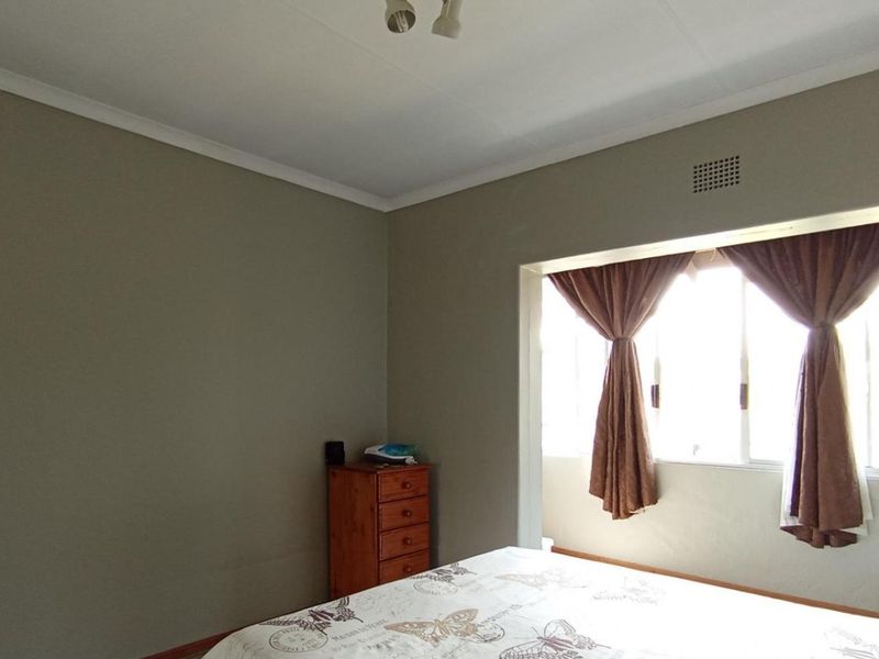 Apartment For Sale in Dunsevern, Johannesburg - Photo 7