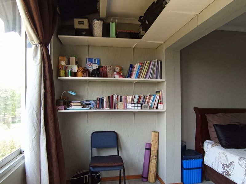 Apartment For Sale in Dunsevern, Johannesburg - Photo 8
