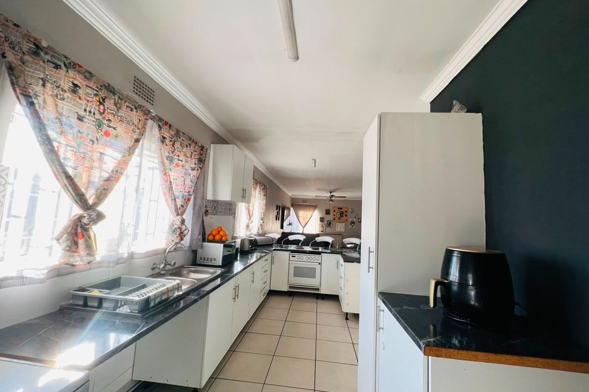 House For Sale in Vanderbijlpark SW 1, Vanderbijlpark SW, Vanderbijlpark - Photo 4
