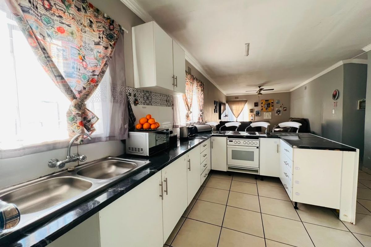 House For Sale in Vanderbijlpark SW 1, Vanderbijlpark SW, Vanderbijlpark - Photo 3