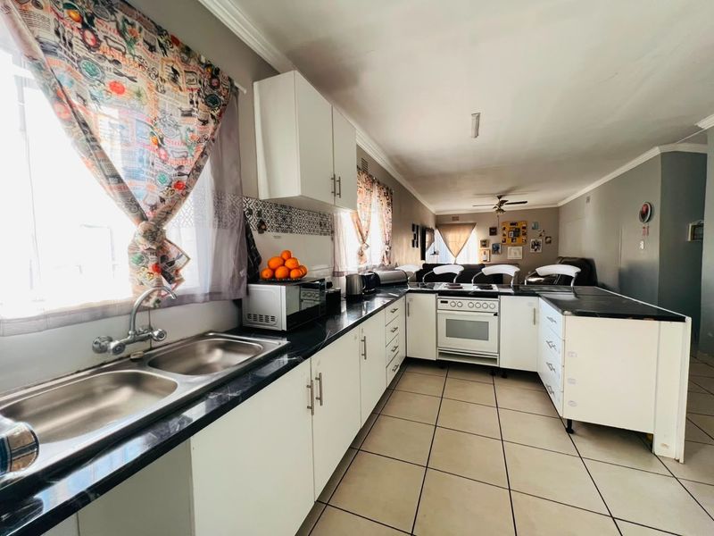House For Sale in Vanderbijlpark SW 1, Vanderbijlpark SW, Vanderbijlpark - Photo 6