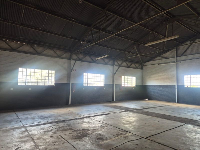 Industrial Property To Rent in White River - Photo 8