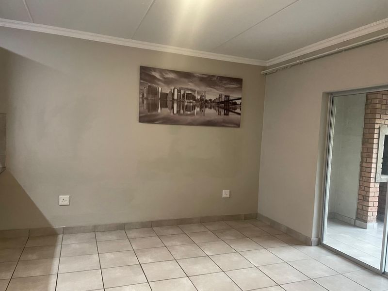 Apartment To Rent in Noordwyk, Midrand - Photo 8