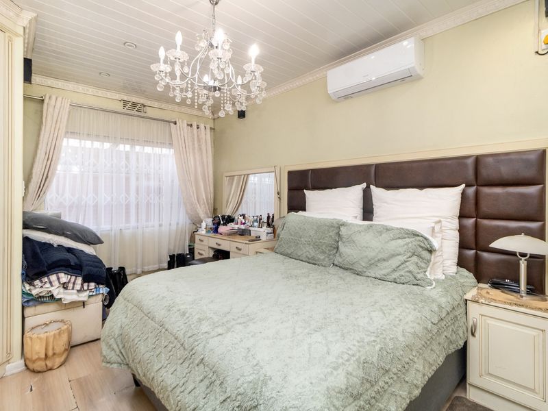 House For Sale in Parow Valley, Parow - Photo 4