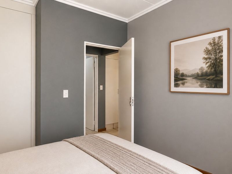One Bedroom Ground Floor with Private Garden - Photo 6