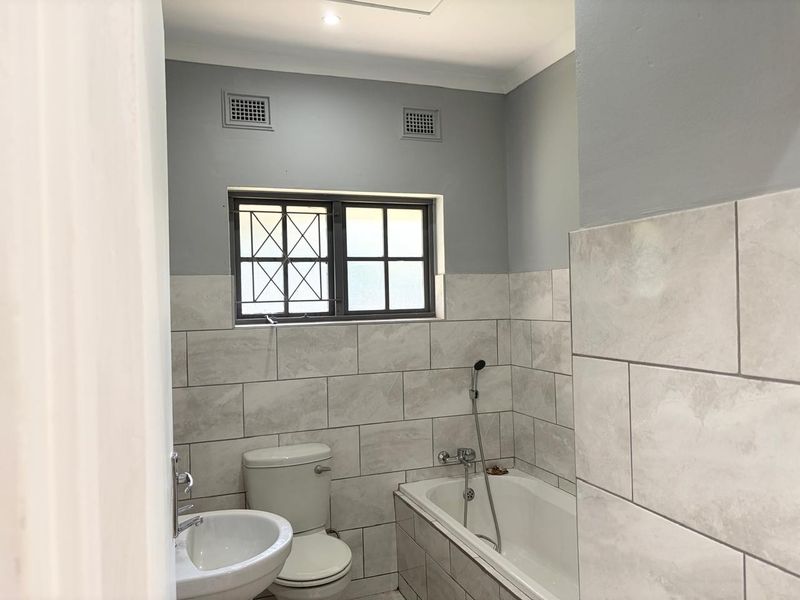 3 Bedroom House with 1 Bedroom Flat For Sale in Kwambonambi - Photo 7