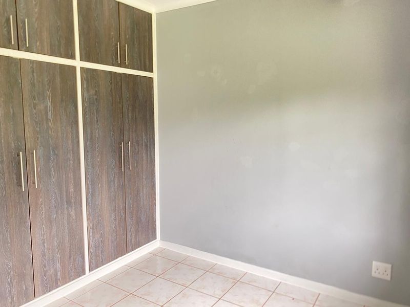 3 Bedroom House with 1 Bedroom Flat For Sale in Kwambonambi - Photo 6