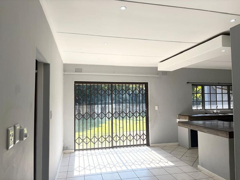 3 Bedroom House with 1 Bedroom Flat For Sale in Kwambonambi - Photo 2
