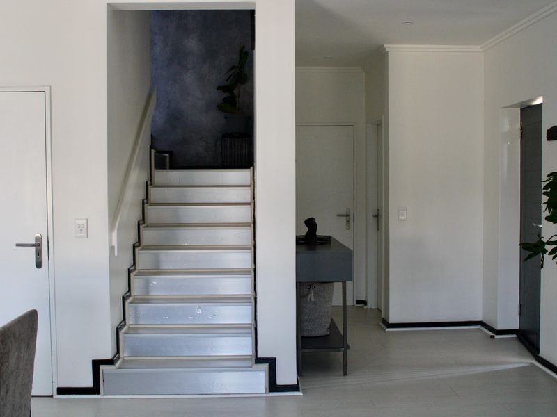 Fully Furnised 3 Bedroom Duplex - Photo 7