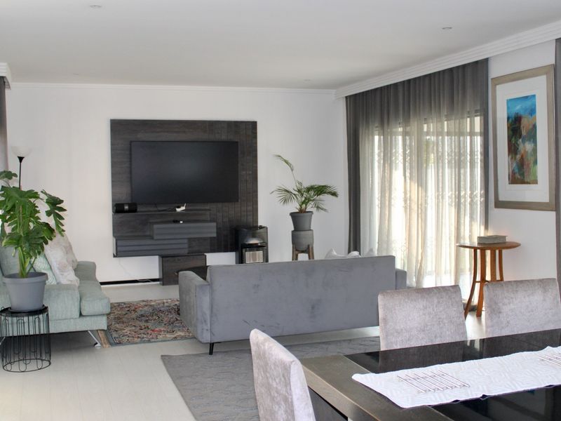 Fully Furnised 3 Bedroom Duplex - Photo 6